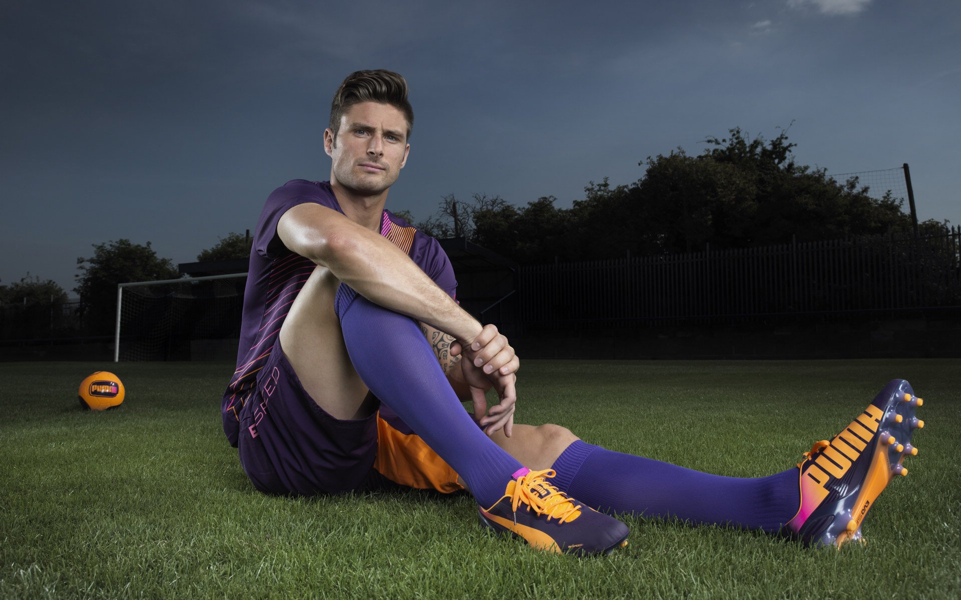 全明星赛半决赛对决在即！罗马演练定位球，休斯顿火箭密集防守应对